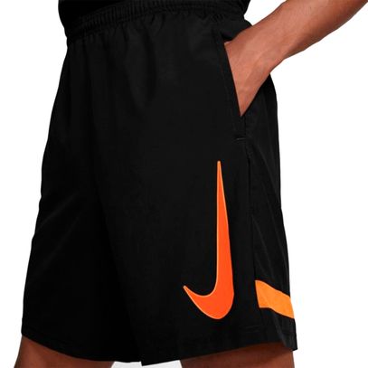 Hombres - Ropa - Pantalonetas NIKE – Tiendas Branchos