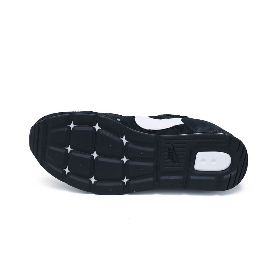 Nike Tenis Venture Runner Hombre Negro - Tiendas Branchos